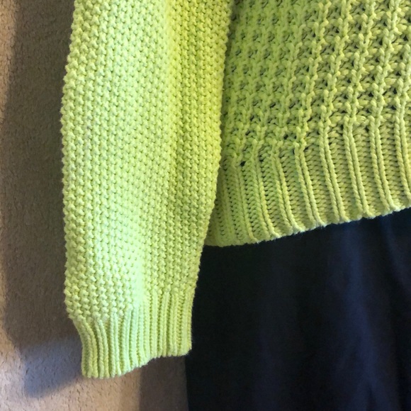 Bright colored knit sweater size small - Picture 4 of 6